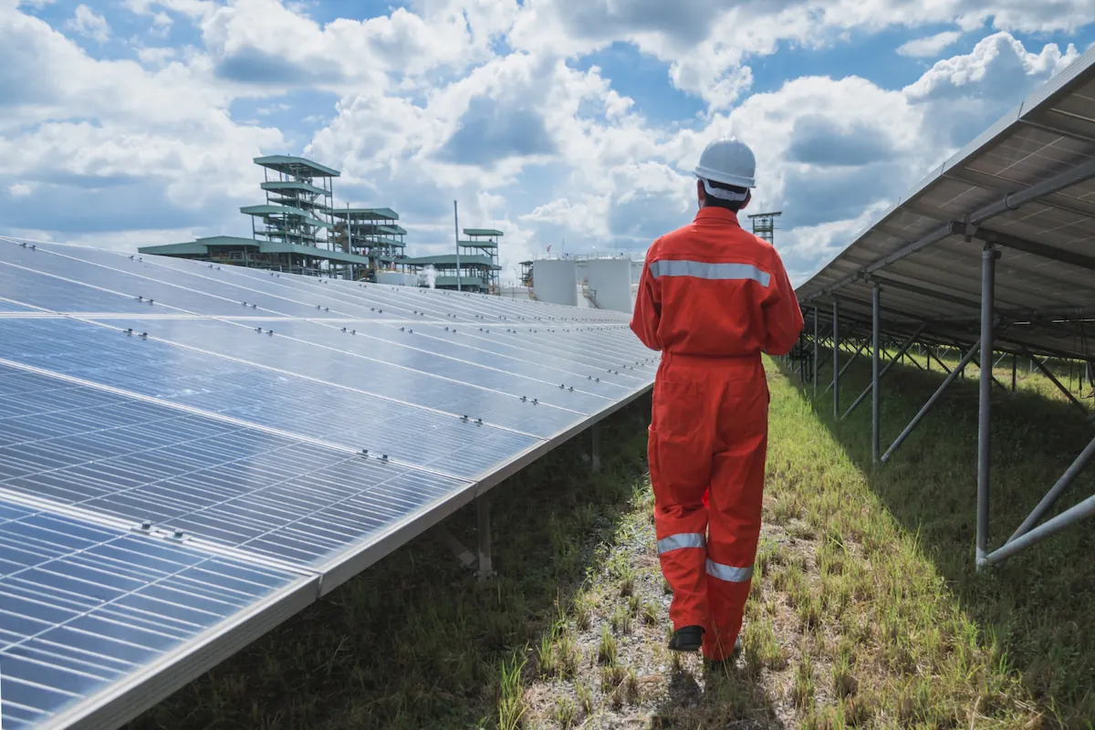 Differences Between Ground-Mounted and Rooftop Solar Panel Systems