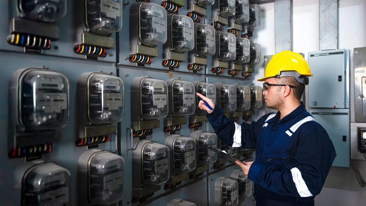 Perbedaan Instalasi Listrik Industrial dengan Instalasi Listrik Biasa