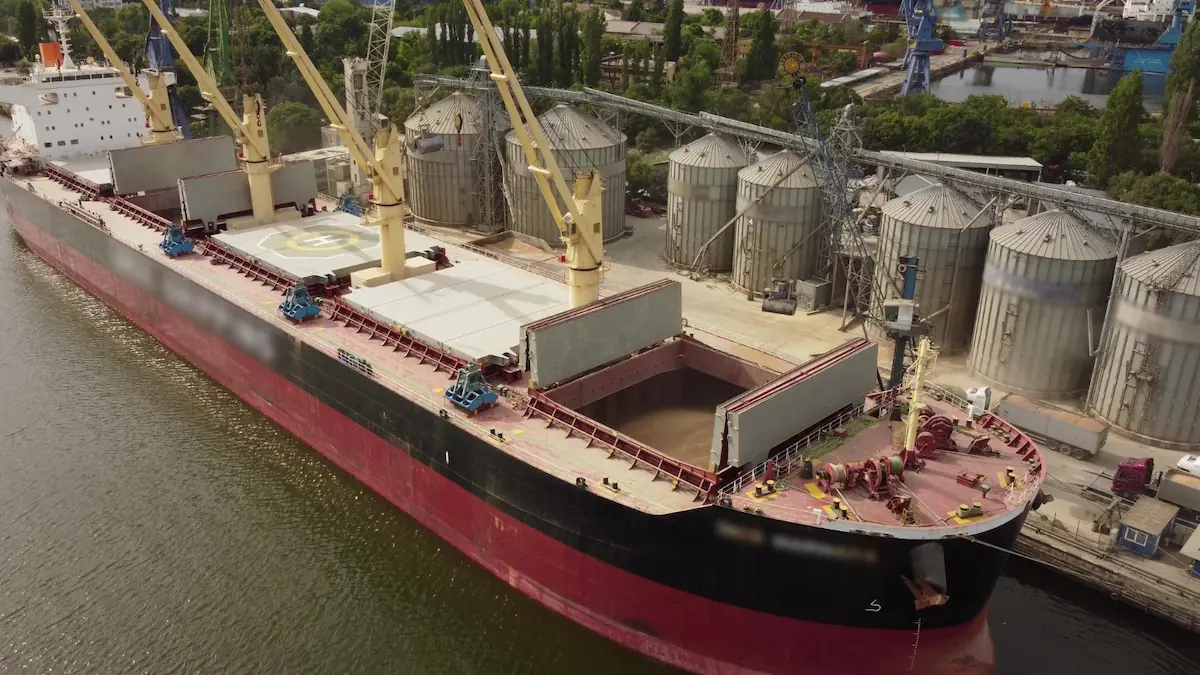 Keuntungan Pengiriman Dry Bulk